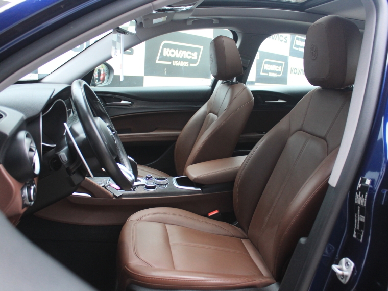 Alfa romeo 146 2.0  Stelvio Super  At  4x4 2022 Usado  Usado en Kovacs Usados