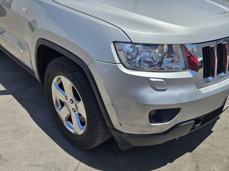 Jeep Grand cherokee laredo Grand Cherokee Laredo Sport 3.6 2013 Usado en Rosselot Usados