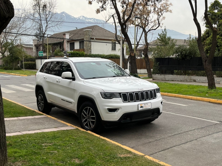 Jeep Grand cherokee Laredo 4x4 2020  Usado en Auto Advice