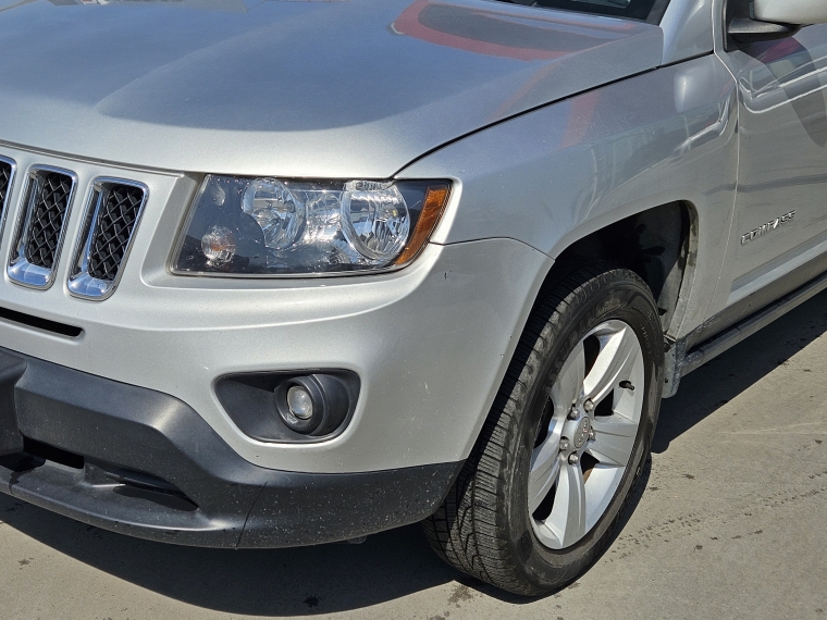 Jeep Compass Compass Sport 2.4 At 4x2 2014 Usado en Rosselot Usados