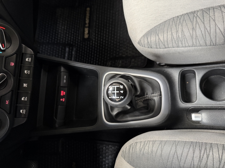 Kia Soluto Lx 1.4l Ac 5mt Full 2023  Usado en Grass & Arueste