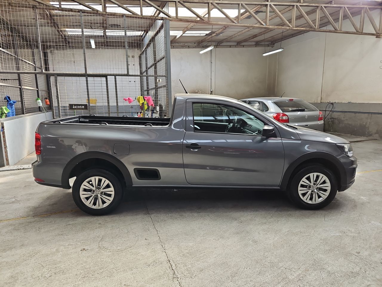 Volkswagen Saveiro Saveiro Cs 1.6 2023 Usado en Usados de Primera - Sergio Escobar