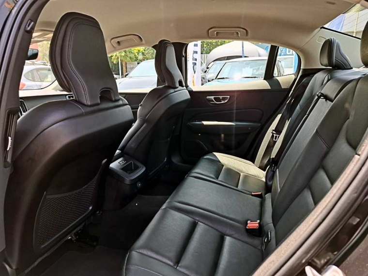 Volvo S60 Ii B4 2.0 Aut 2023 Usado Usado en BMW Premium Selection Volvo S60 Ii B4 2.0 Aut 2023 Usado Usado en BMW Premium Selection