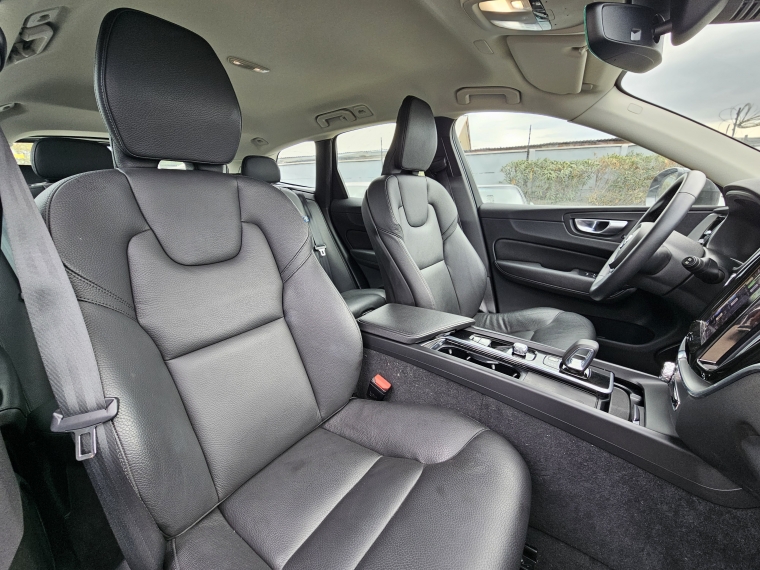 Volvo Xc60 Ii B5 4x4 2.0 Aut  2022 Usado  Usado en Autoselect Usados