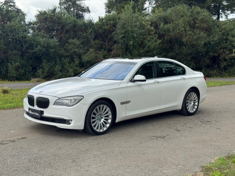 G Autos Seminuevos BMW 740 i 2010 BMW 740 i 2010