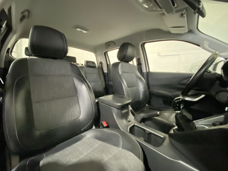 Peugeot Landtrek Landtrek 4x4 1.9 2023 Usado en Rosselot Usados