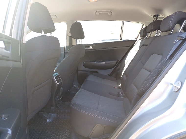 Kia Sportage Sportage Lx 2.0l Gsl 6mt 2wd 4x2 - 1977 2019 Usado en Rosselot Usados