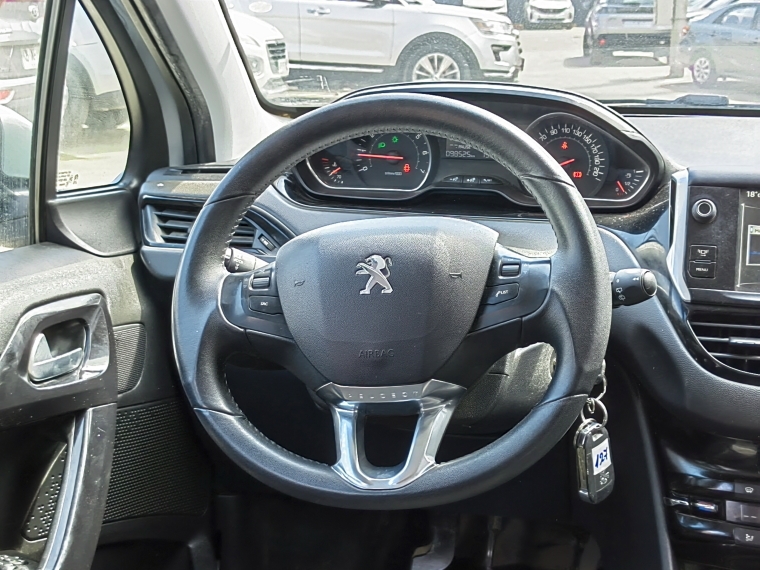 Peugeot 208 208 Active 1.2 2014 Usado en Rosselot Usados