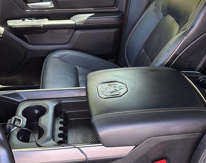 Ram 1500 Rebel Crew 4x4  5.7 2023  Usado en GT Autos