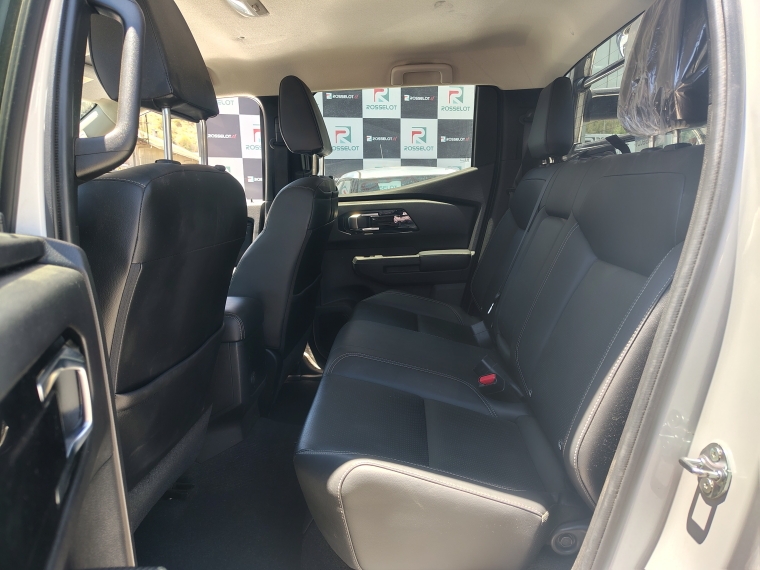 Mitsubishi L200 New L200 D/c Dakar Xr Aut 2.4 4x4 2025 Usado en Rosselot Usados