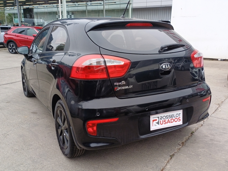 Kia Rio 5 Rio 5 Ex 1.4 2017 Usado en Rosselot Usados