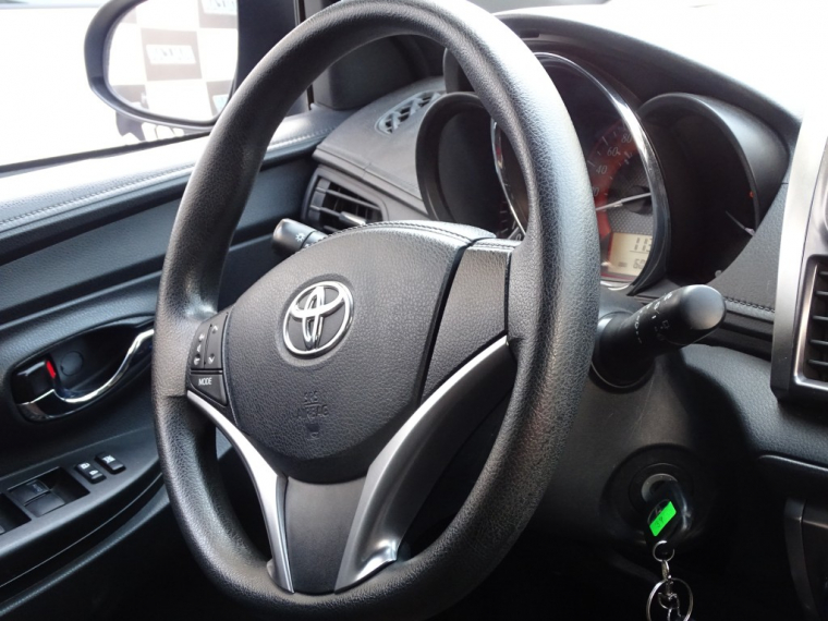 Toyota Yaris Sport Gle 1.5 2016 Usado  Usado en Webautos.cl