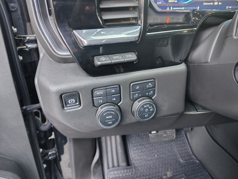 Chevrolet Silverado 3.0 Td High Country At 4x4 2025 Usado  Usado en Kovacs Usados