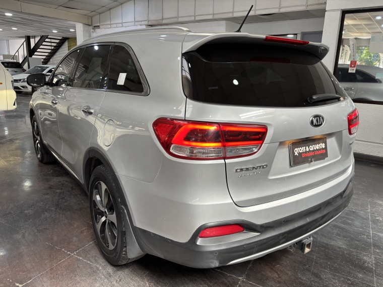 Kia Sorento Ex 2.2l Dsl Aut Full 4wd 2016  Usado en Grass & Arueste