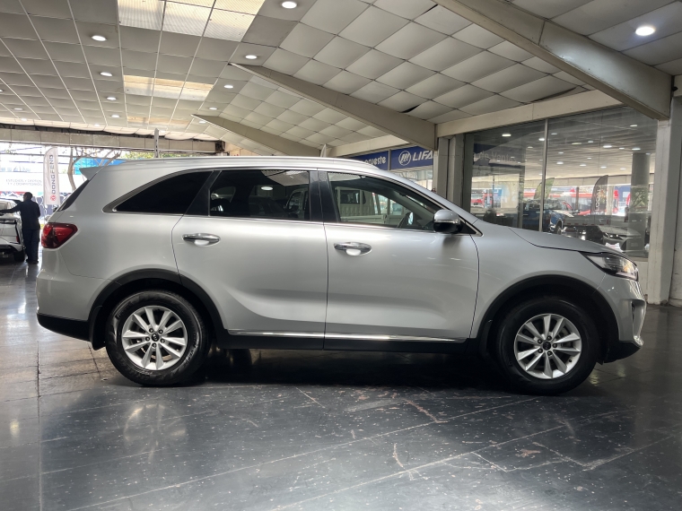 Kia Sorento Ex 2.4l Gsl Aut 2wd 2019  Usado en Grass & Arueste Usados