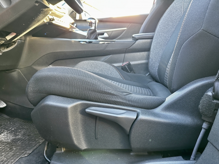 Peugeot 3008 3008 Active Bluehdi 1.5 2022 Usado en Rosselot Usados
