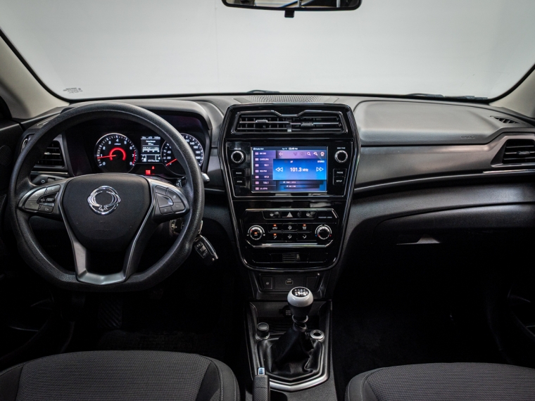 Ssangyong Tivoli 1.6 Glx Mt 2022 Usado  Usado en Webautos.cl