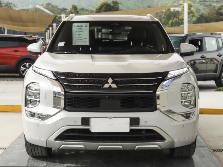 Mitsubishi Outlander New  4x4 At Gls Limited 2022  Usado en Guillermo Morales Usados