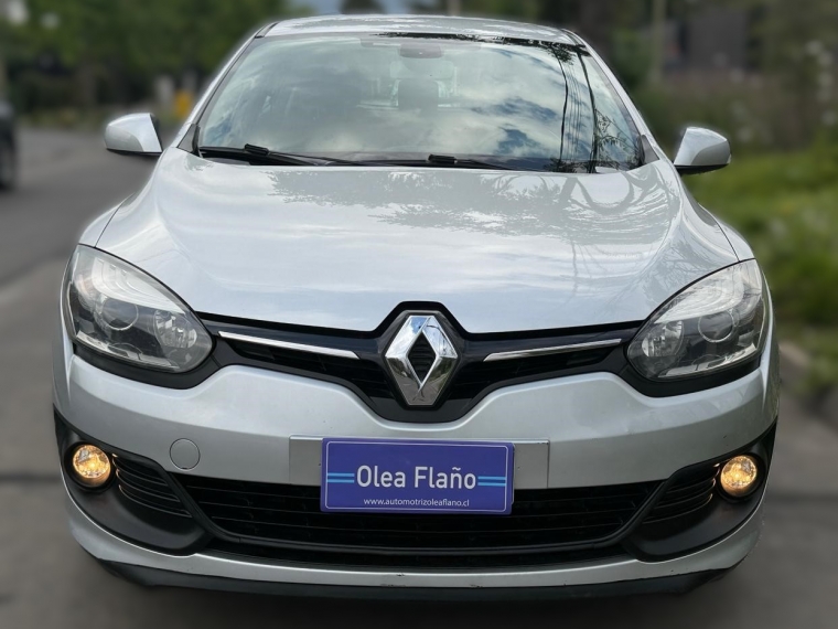 Renault Megane Dynamique Hb 2.0 At 2015 Usado en Automotriz Olea Flaño