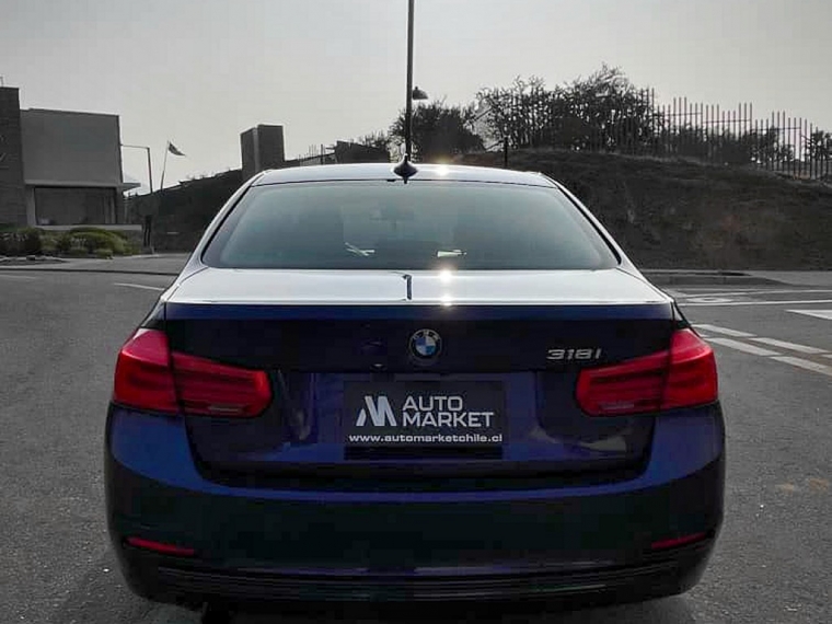 Bmw 318 I 1.5 Aut 2019  Usado en Automarket Chile
