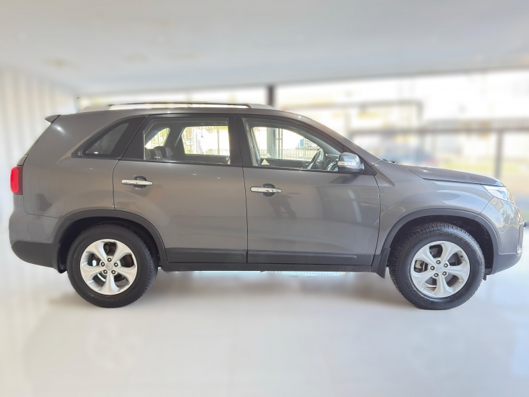 Kia Sorento Ex 2.4 2014 Usado en Automotriz Olea Flaño