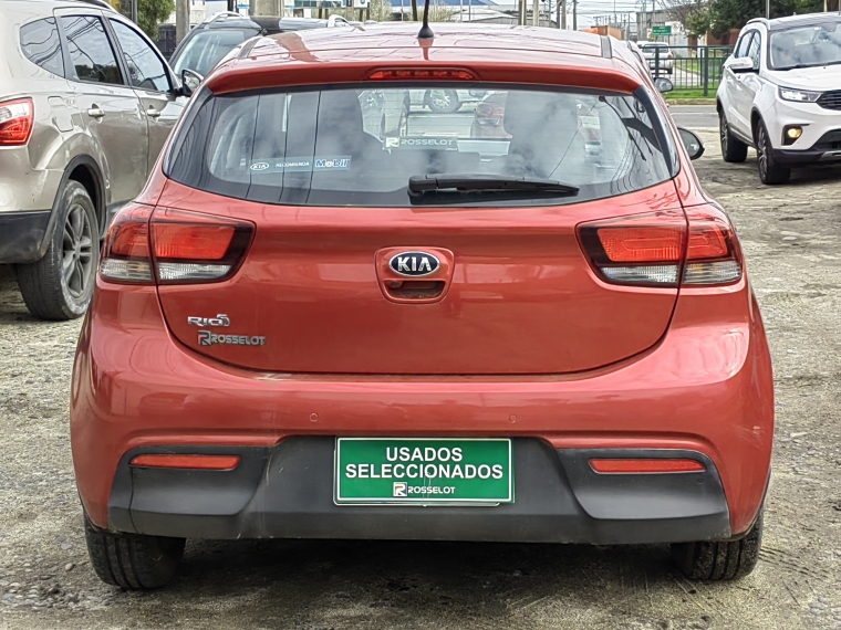 Kia Rio 5 Rio 5 C Ex 1.4l 6mt Full - 1947 2018 Usado en Rosselot Usados