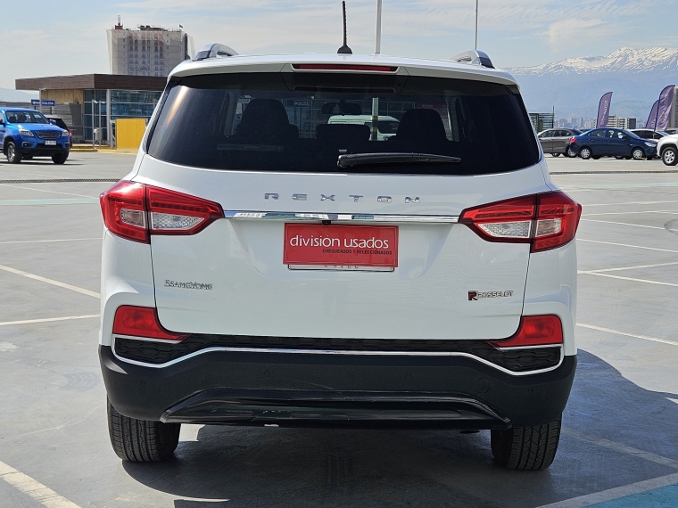 Ssangyong Rexton New Rexton 2.0 At 4x2 - Yrx111 Euro Vi 2019 Usado en Rosselot Usados