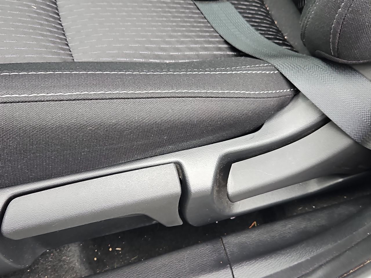 Mitsubishi Outlander Outlander Gl 2.5 Aut 2024 Usado Usado en Webautos.cl Mitsubishi Outlander Outlander Gl 2.5 Aut 2024 Usado Usado en Webautos.cl