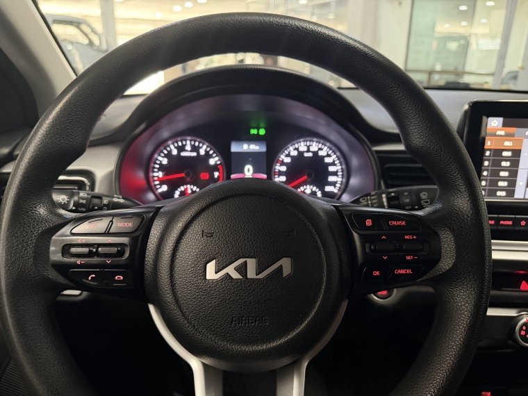 Kia Rio 5 Ex 1.4l 6mt Ci Full 2023  Usado en Grass & Arueste