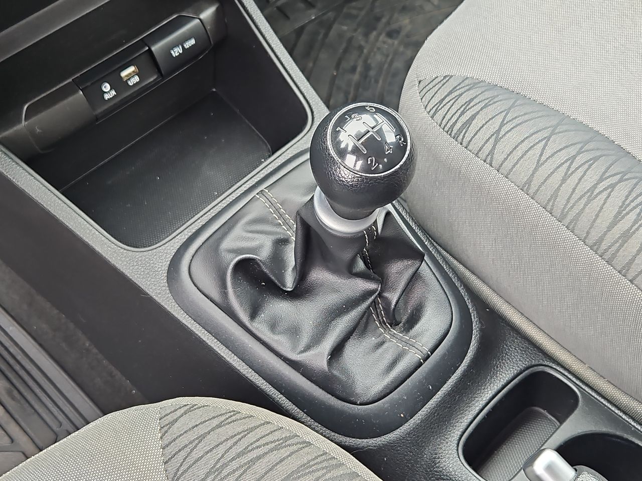 Kia Soluto Soluto Mpi 1.4 2024 Usado en Usados de Primera - Sergio Escobar