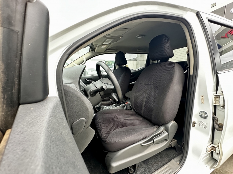 Nissan Navara Navara D Cab 2.3 2023 Usado en Rosselot Usados