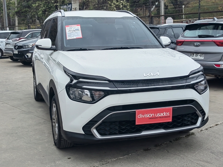 Kia Carens Carens Lx 1.5l 6mt 7p Euro 6b - 2222 2023 Usado en Rosselot Usados