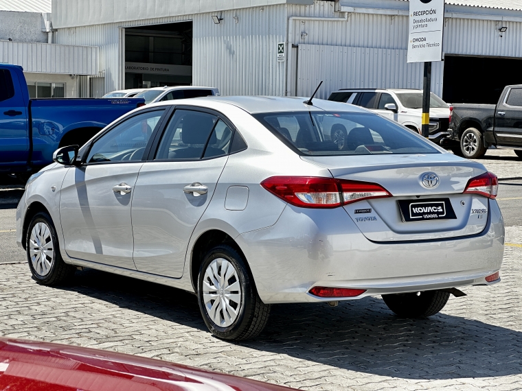 Toyota Yaris 1.5 Sedan Gli E Mt 2022 Usado  Usado en Kovacs Usados