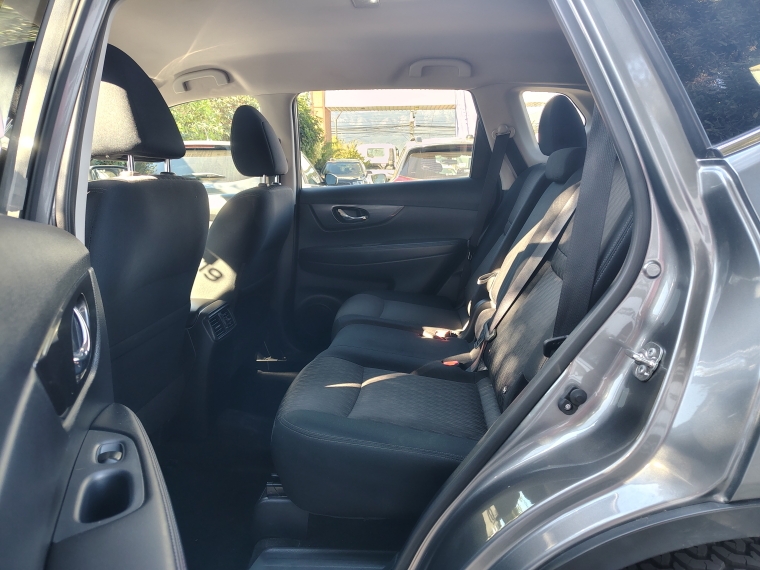 Nissan X-trail 2.5 Sense 2row At 2023 Usado  Usado en Kovacs Usados