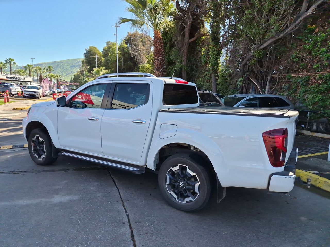 Nissan Navara Navara D Cab Mt 4x4 2.3 2022 Usado en Usados de Primera - Sergio Escobar