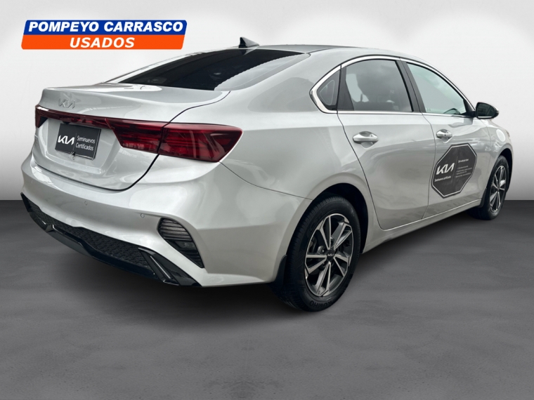 Kia Cerato Ex 1.6 6at Full 2022 Usado  Usado en Pompeyo