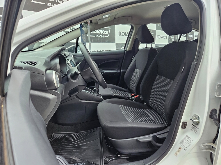 Nissan Versa 1.6  Sense  Mt 2023 Usado  Usado en Kovacs Usados