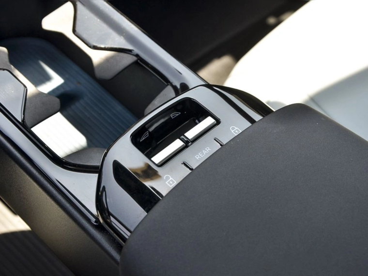 Volvo Ex30 Electrico Ultra E60 4x2 At 5p 2024 Usado  Usado en Webautos.cl