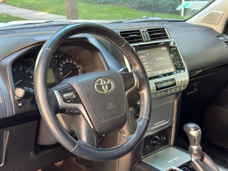 Toyota Land cruiser prado 4x4 2.7 At 2019  Usado en Auto Advice