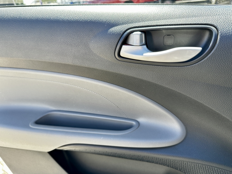 Kia Soluto Soluto Mpi 1.4 2024 Usado  Usado en Kovacs Usados