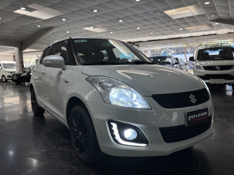 Suzuki Swift Gl 1.2l 5mt Ac 2018  Usado en Grass & Arueste