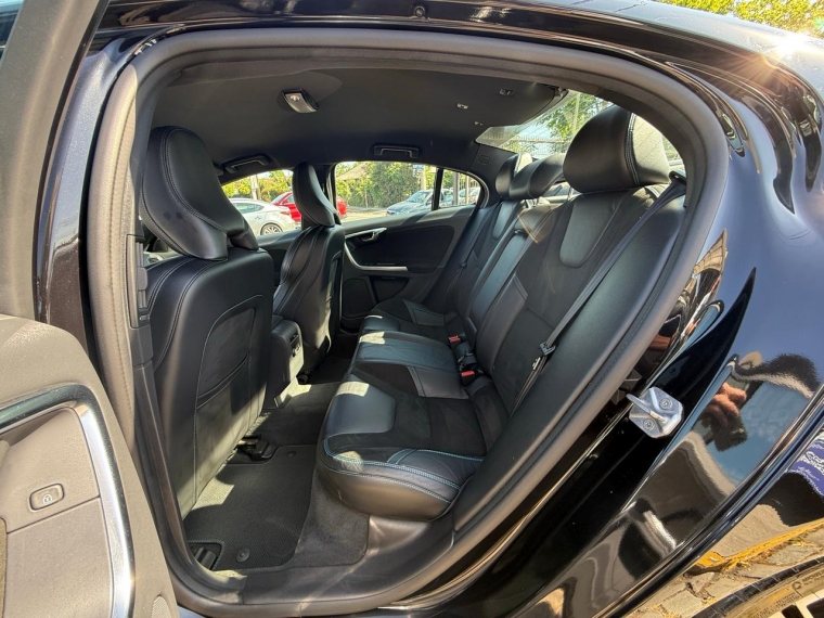 Volvo S60 T6 Polestar Awd 2.0t Aut 2017 Usado en Automotriz Olea Flaño