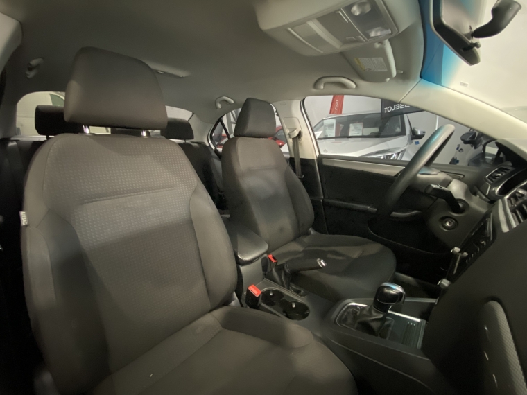 Volkswagen Bora Bora Tdi Advance 2.0 At 2017 Usado en Rosselot Usados