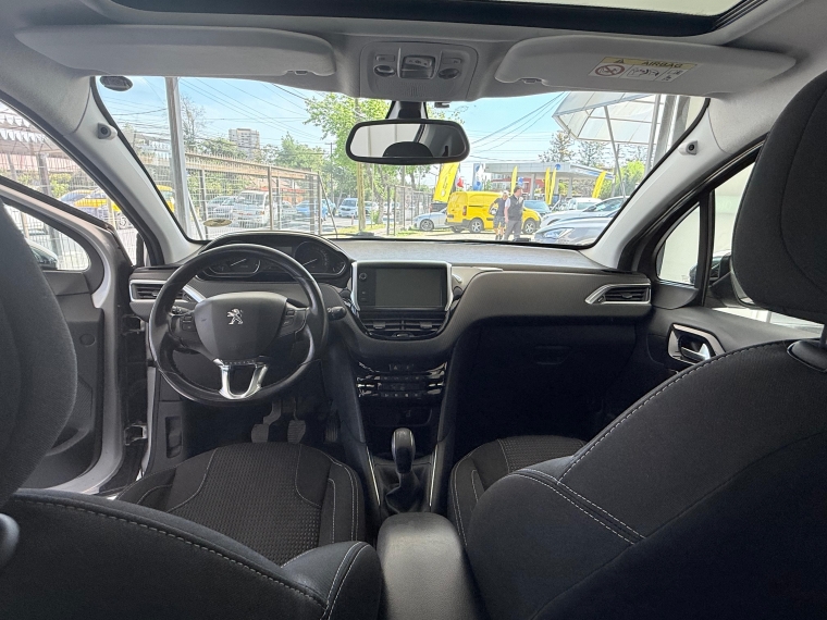 Peugeot 208 Allure Hdi 1.6 2017 Usado en Automotriz Olea Flaño