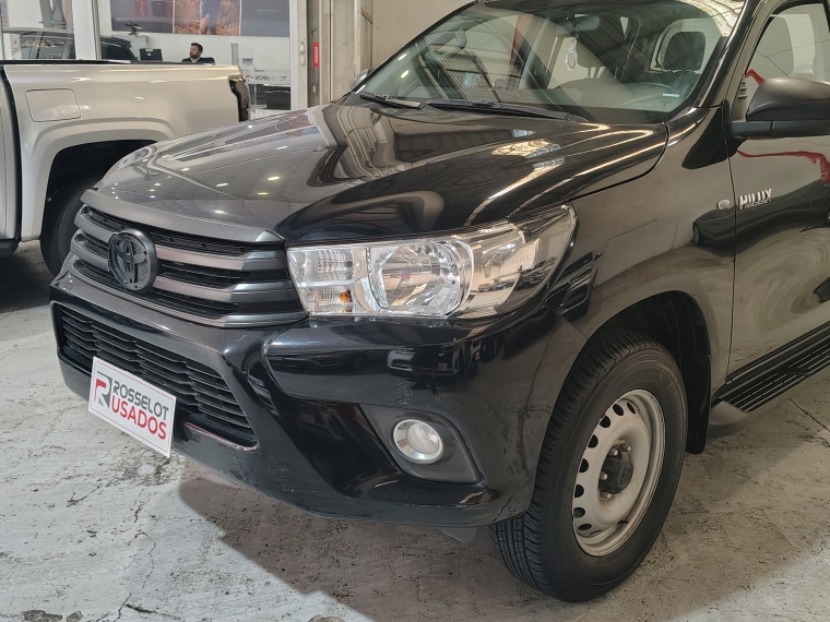 Toyota Hilux Hilux D/cab Turbo 4x2 2.5 2023 Usado en Rosselot Usados