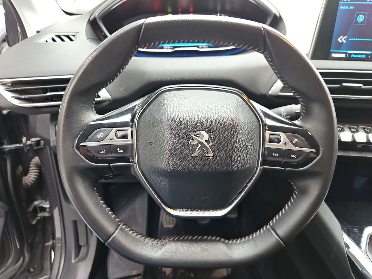 Peugeot 208 3008 Puretech 1.2l 2022 Usado en Usados de Primera - Sergio Escobar