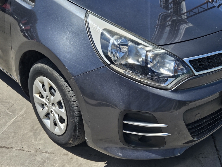 Kia Rio 5 Rio 5 Ex 1.4 2017 Usado en Rosselot Usados