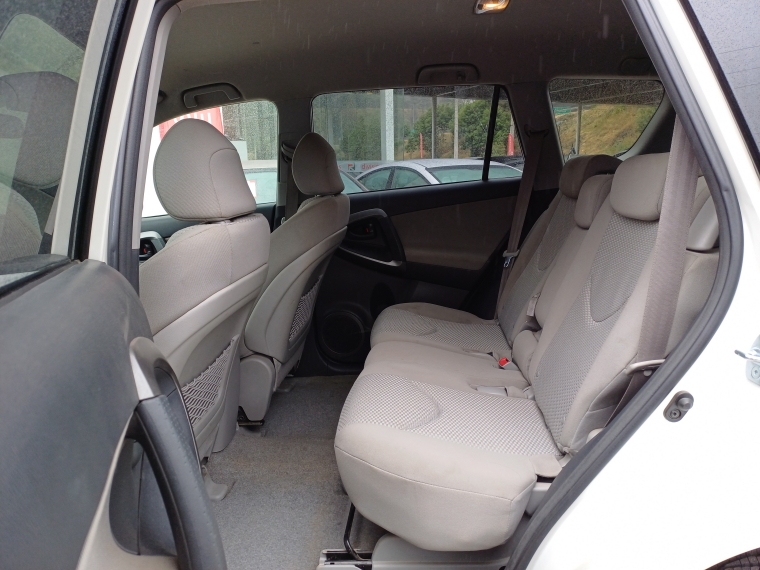 Toyota Rav4 Rav 4 2.0 Aut 4x2 2011 Usado en Rosselot Usados