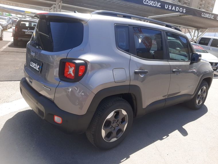 Jeep Renegade 1.8 Sport 4x2 Mt 5p 2022 Usado  Usado en Webautos.cl