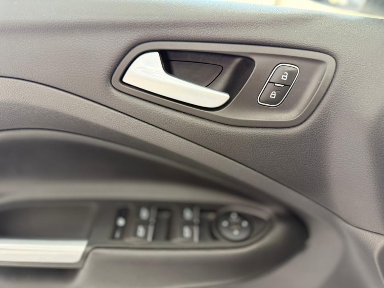 Ford Escape 2.5 Aut 2019 Usado en Automotriz Olea Flaño